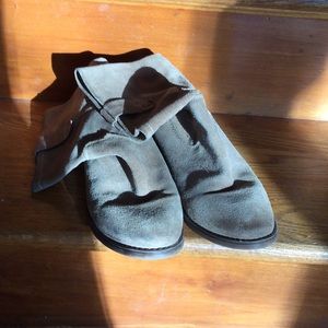 Zigi’s suede ankle boots.  Cowboy style.  Size 10